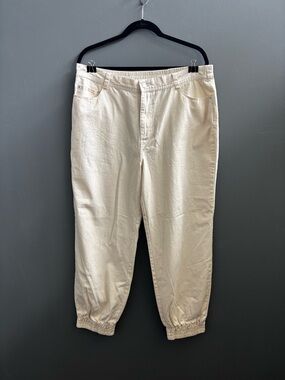 Entro Cream Casual Elastic-Cuff Denim Pants
